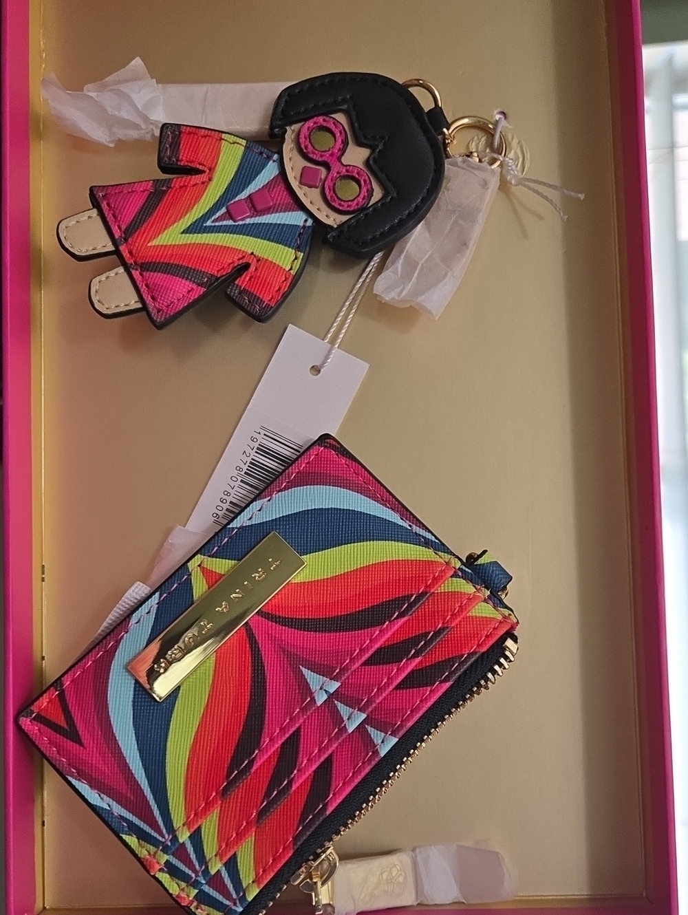 Trina Turk Krychain And Card Holder